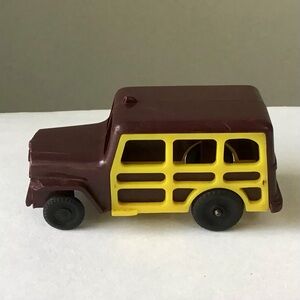 Vintage 1950s Wannatoy Woody Brown Yellow Jeep Station Wagon Plastic Toy Vehicle